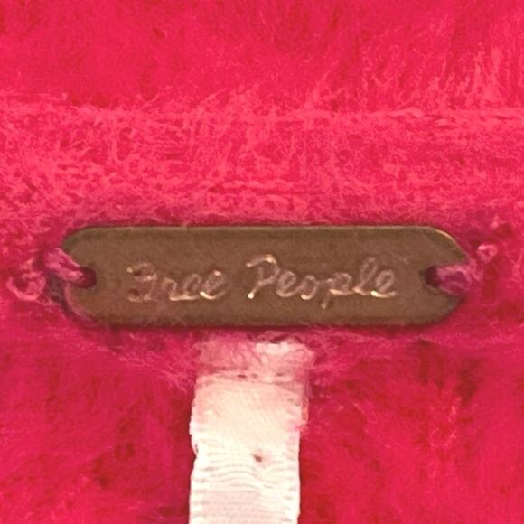 Free People Moonbeam Cropped Sweater Womens Size L Raspberry Soft Stretchy Fuzzy - Picture 8 of 16